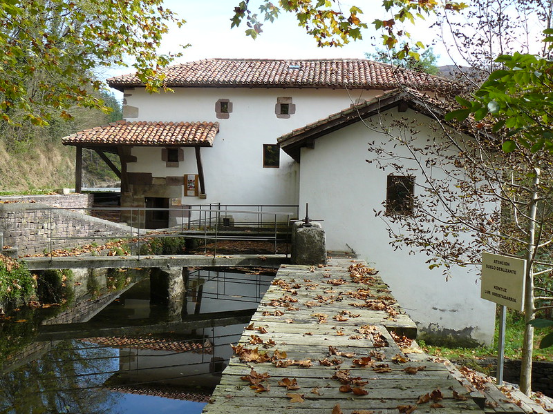 Molino de Zubieta en Otoño - Que ver en Navarra